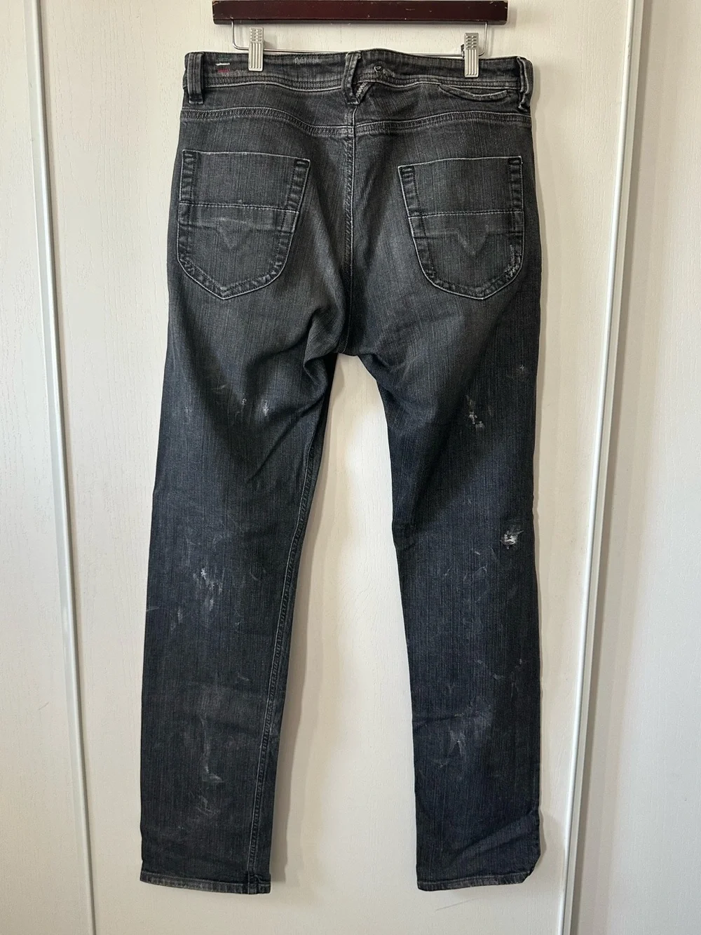 DIESEL Men’s Gray/Black Heeven Button Fly Distressed Denim Jeans- Size 33x34